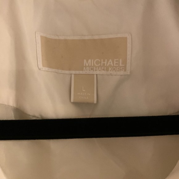 Michael Kors~ Puffer Vest - Picture 2 of 16